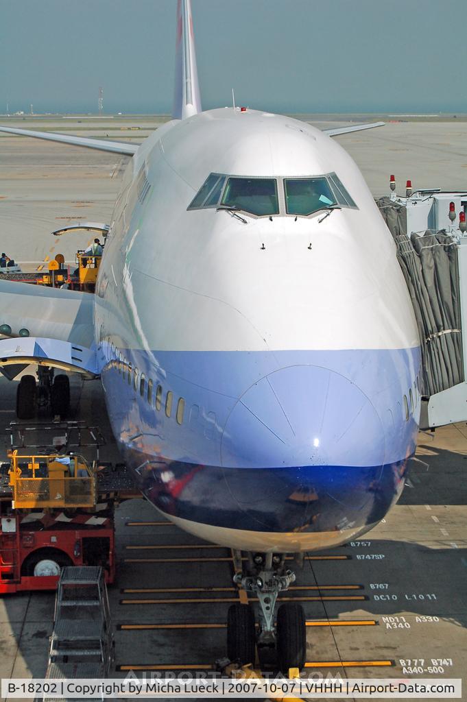 B-18202, 1997 Boeing 747-409 C/N 28710, Nose