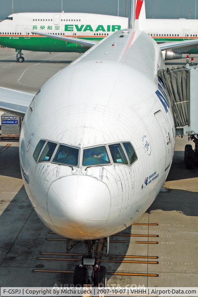 F-GSPJ, 1999 Boeing 777-228/ER C/N 29009, Needs some paint!