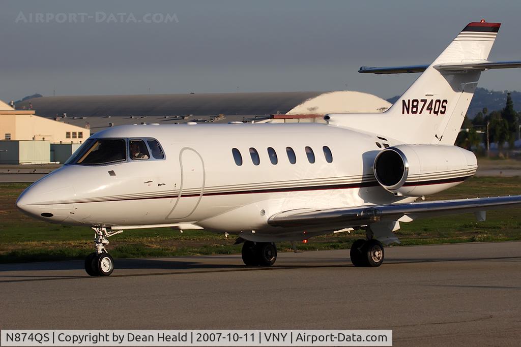 N874QS, 2000 Raytheon Hawker 800XP C/N 258474, NetJets 2000 Raytheon Hawker 800XP N874QS (FLT EJA874) taxiing to RWY 16R for departure to Bellingham Int'l (KBLI), Washington.