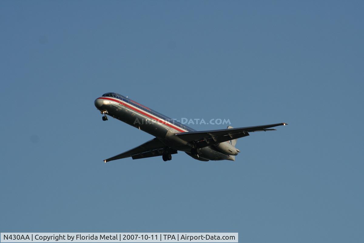 N430AA, 1986 McDonnell Douglas MD-82 (DC-9-82) C/N 49342, American