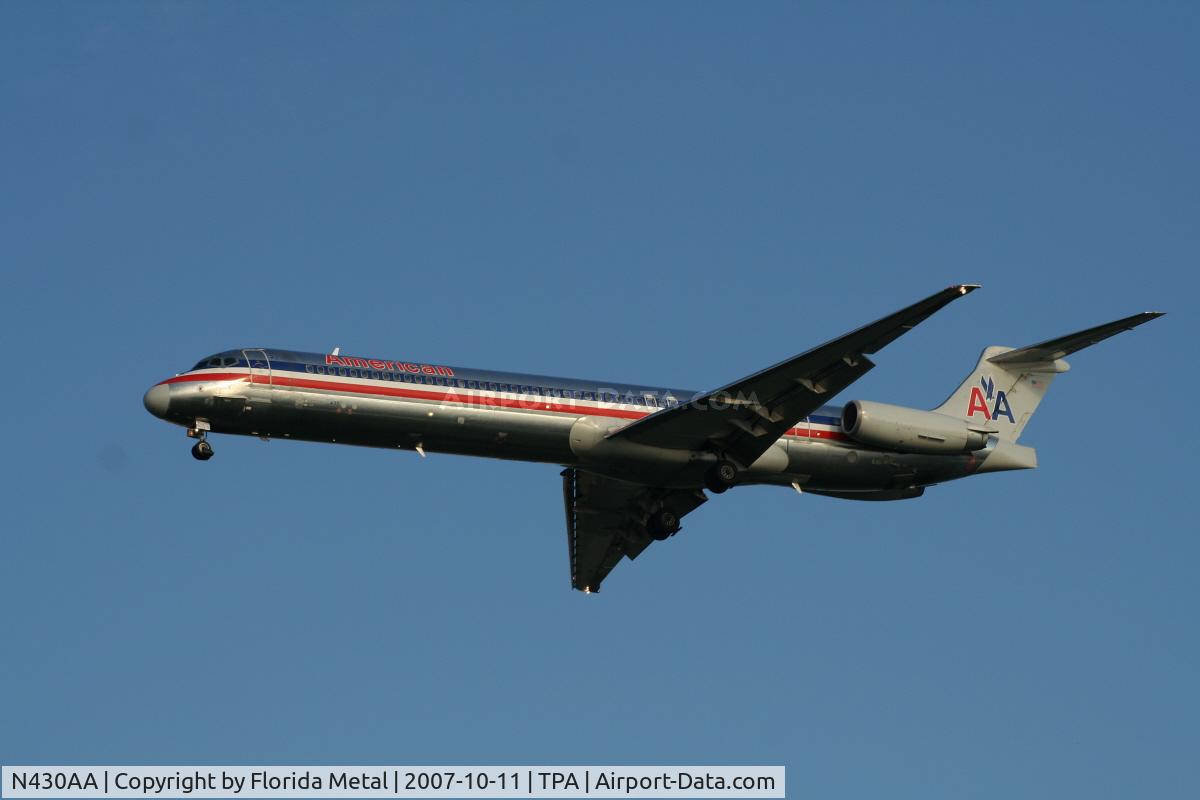 N430AA, 1986 McDonnell Douglas MD-82 (DC-9-82) C/N 49342, American