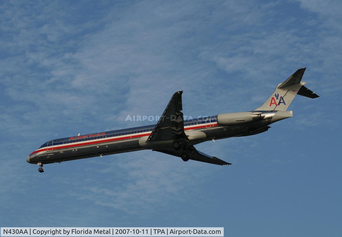 N430AA, 1986 McDonnell Douglas MD-82 (DC-9-82) C/N 49342, American
