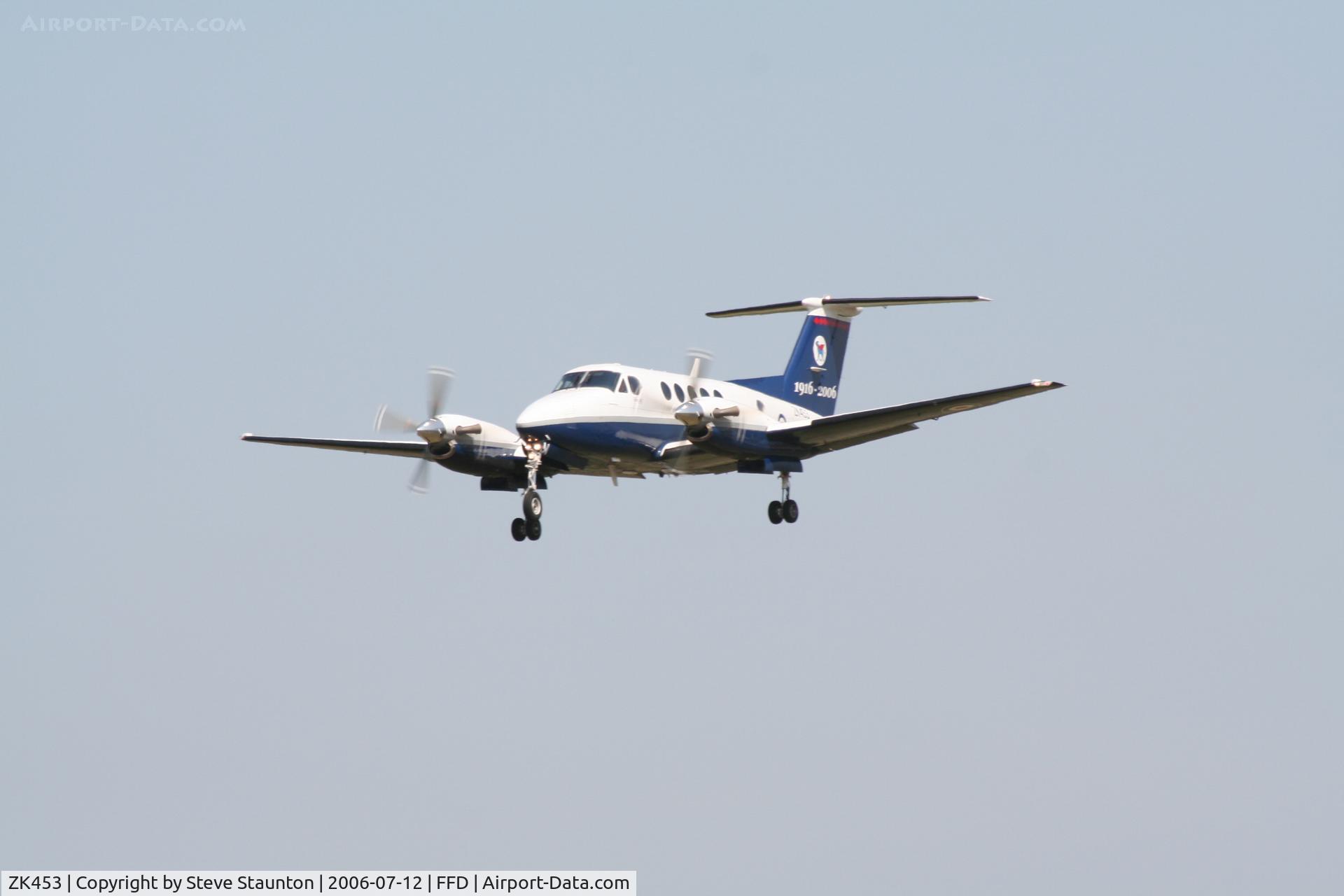 ZK453, 2003 Raytheon B200 King Air C/N BB-1833, Royal International Air Tattoo 2006