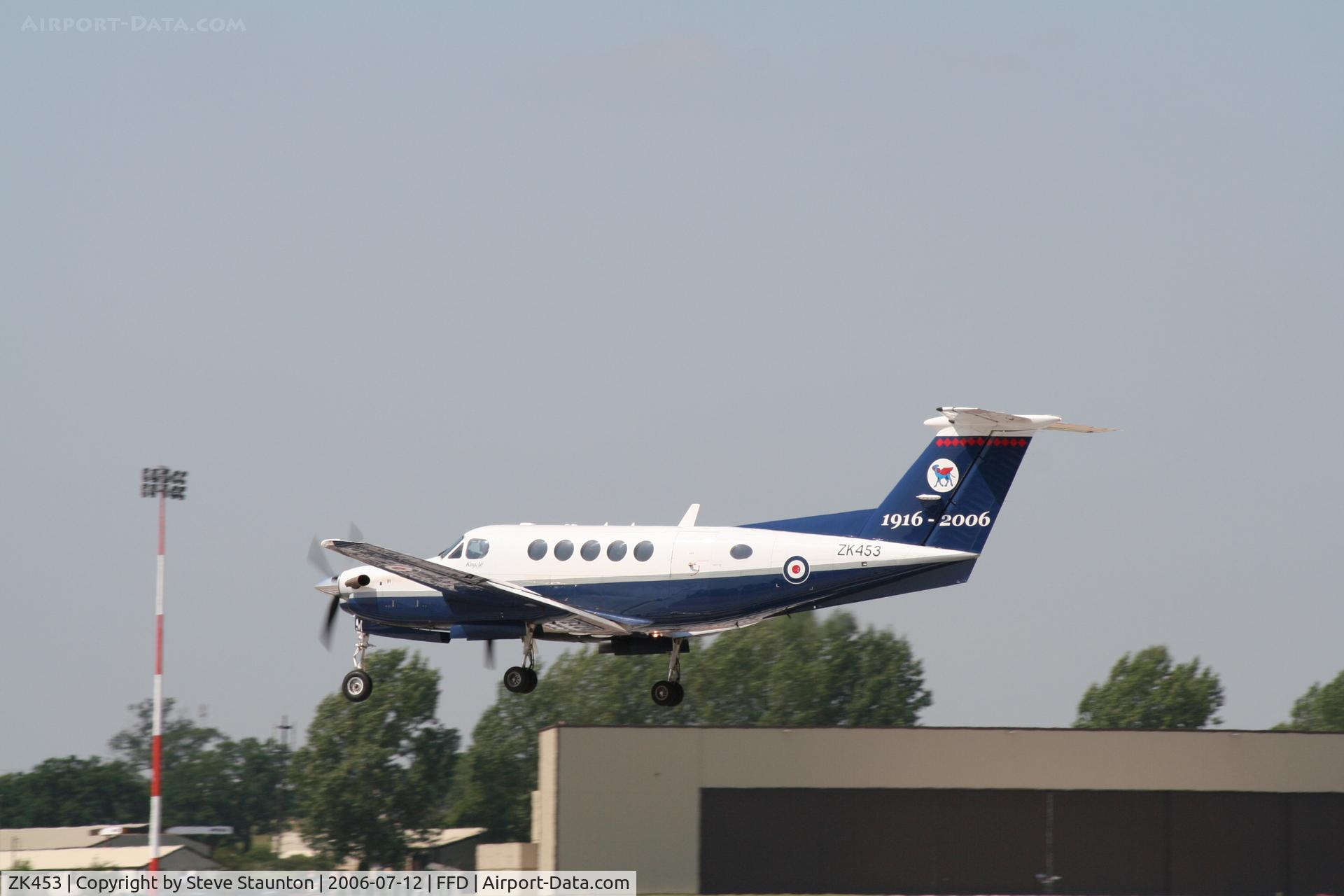 ZK453, 2003 Raytheon B200 King Air C/N BB-1833, Royal International Air Tattoo 2006