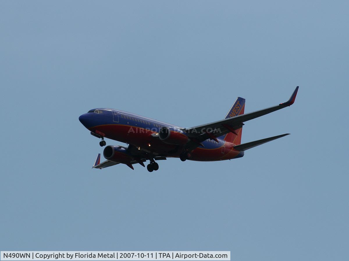 N490WN, 2004 Boeing 737-7H4 C/N 32476, Southwest