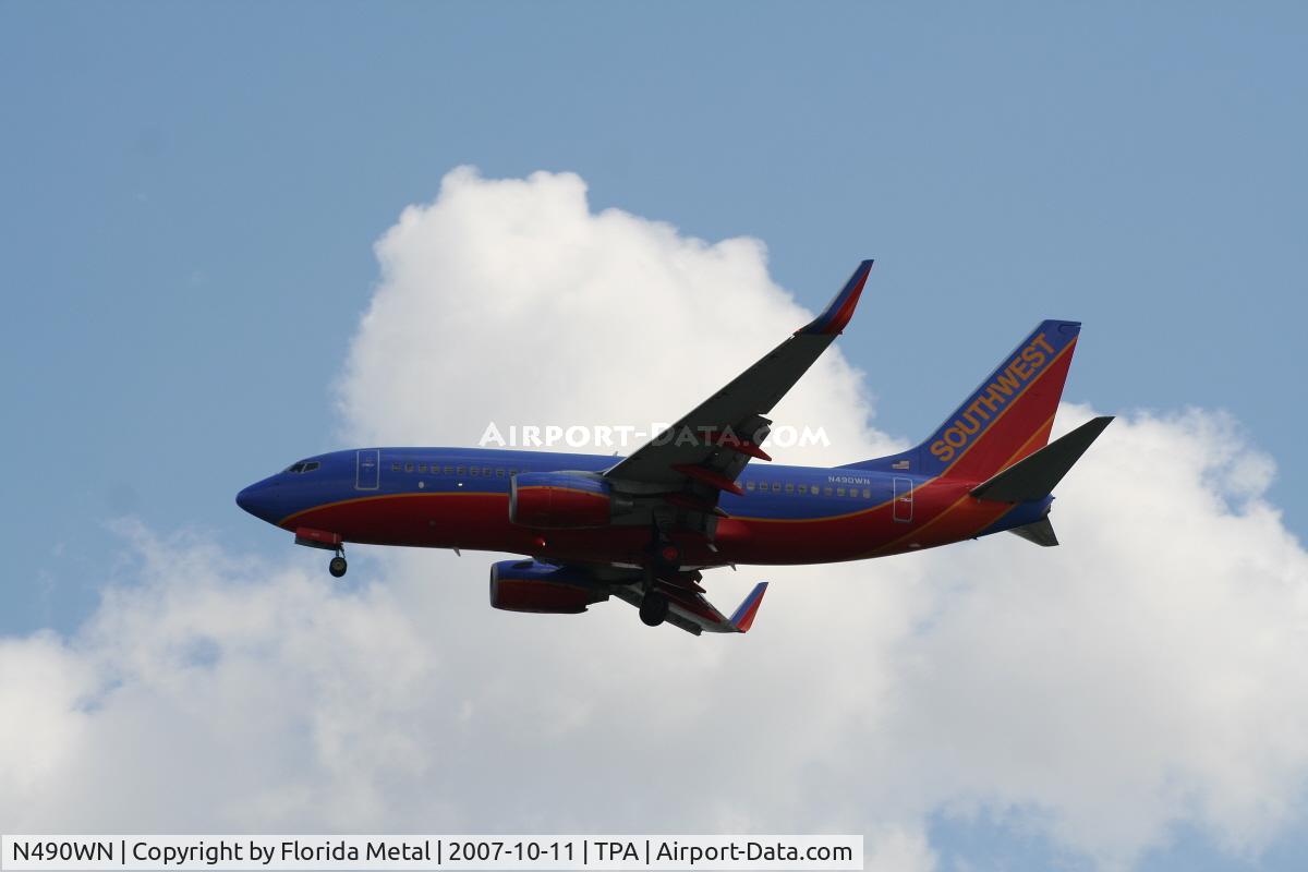N490WN, 2004 Boeing 737-7H4 C/N 32476, Southwest