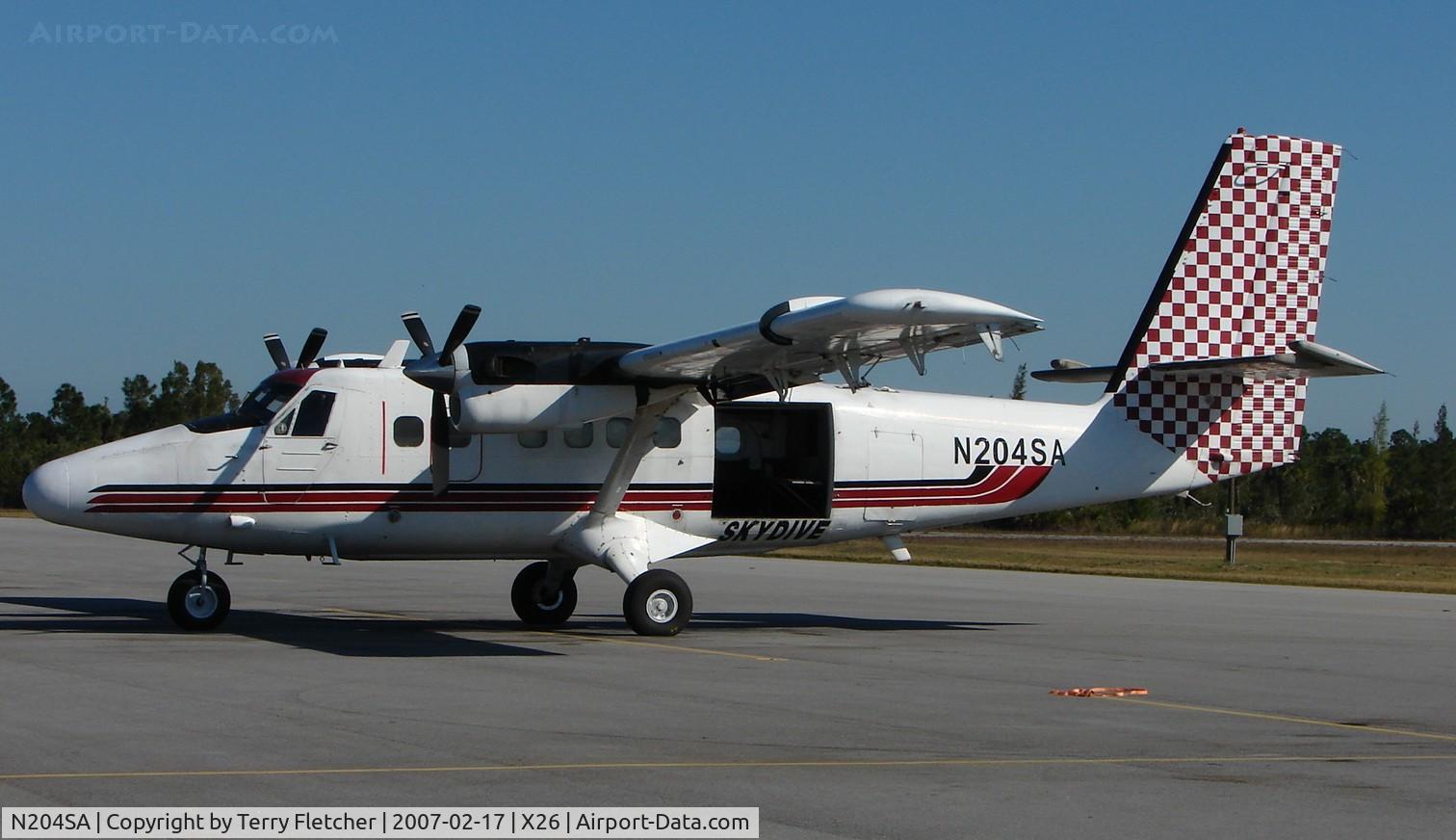 N204SA, 1974 De Havilland Canada DHC-6-300 Twin Otter C/N 402, Skydiving platform