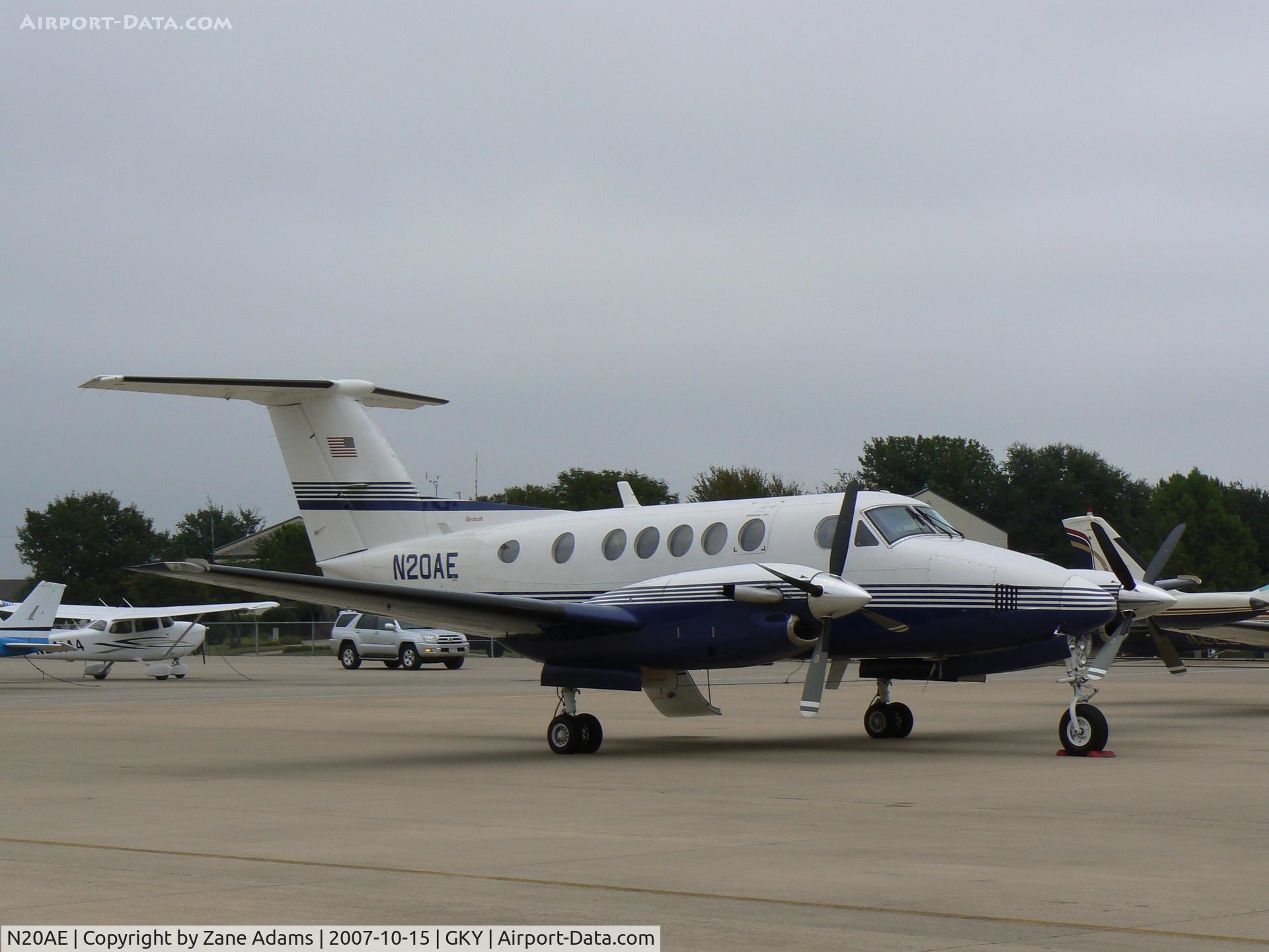 N20AE, 1981 Beech 200 Super King Air C/N BB-827, on the ramp at Arlington Muni