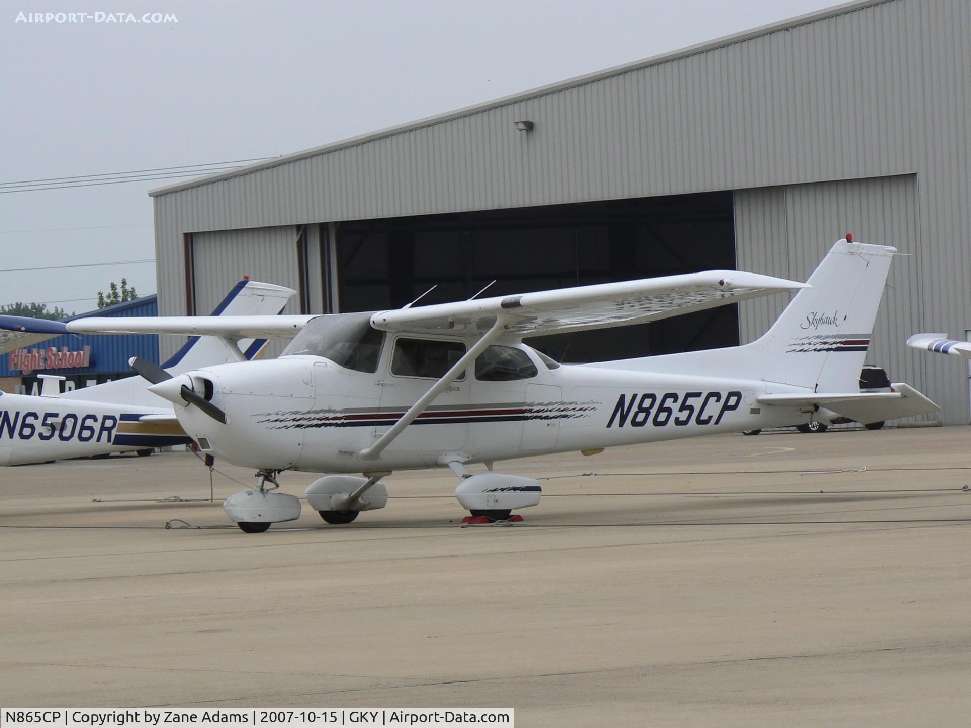 N865CP, 1998 Cessna 172R C/N 17280602, on the ramp at Arlington Muni