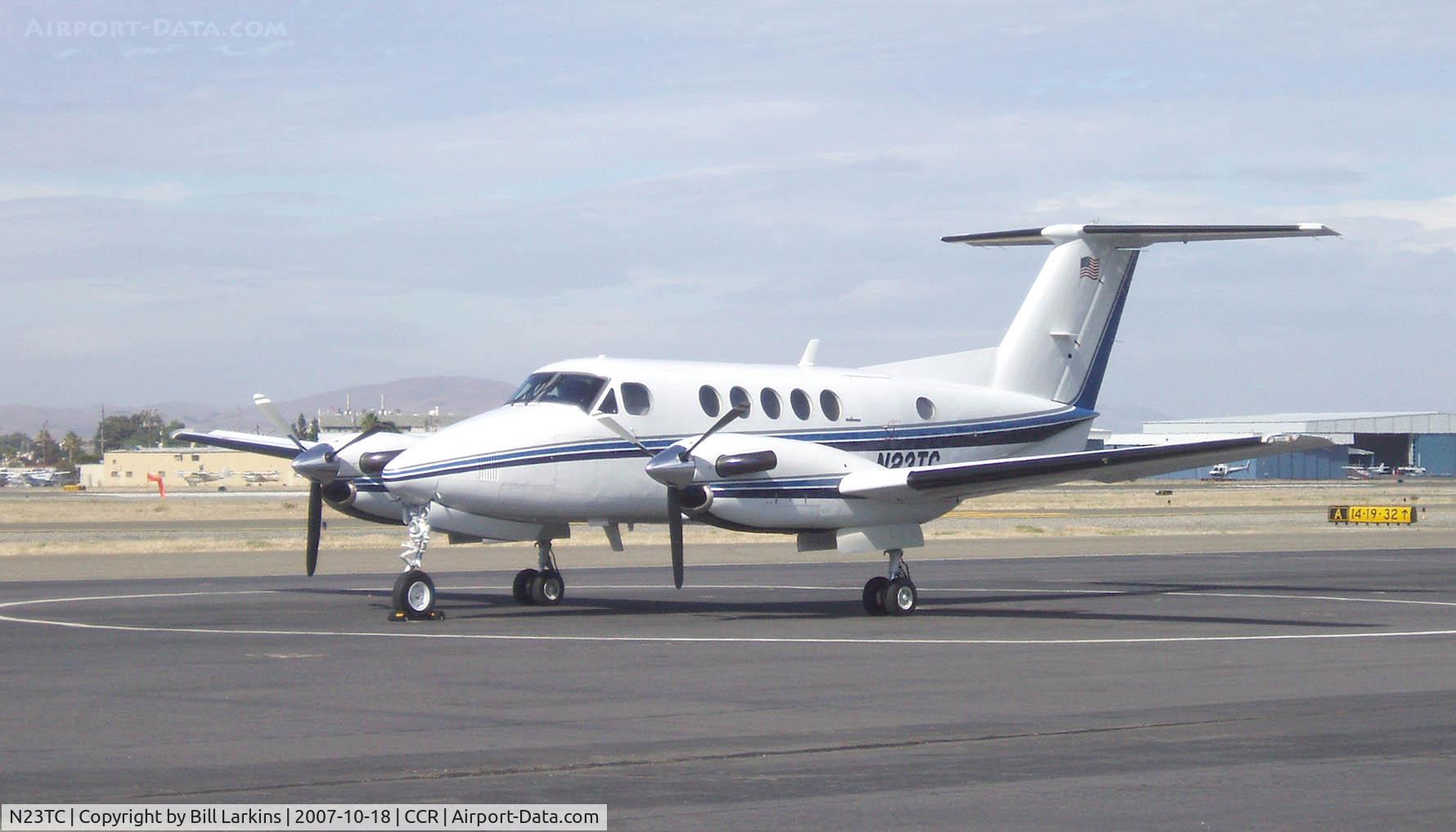 N23TC, 1979 Beech 200 C/N BB-453, Visitor