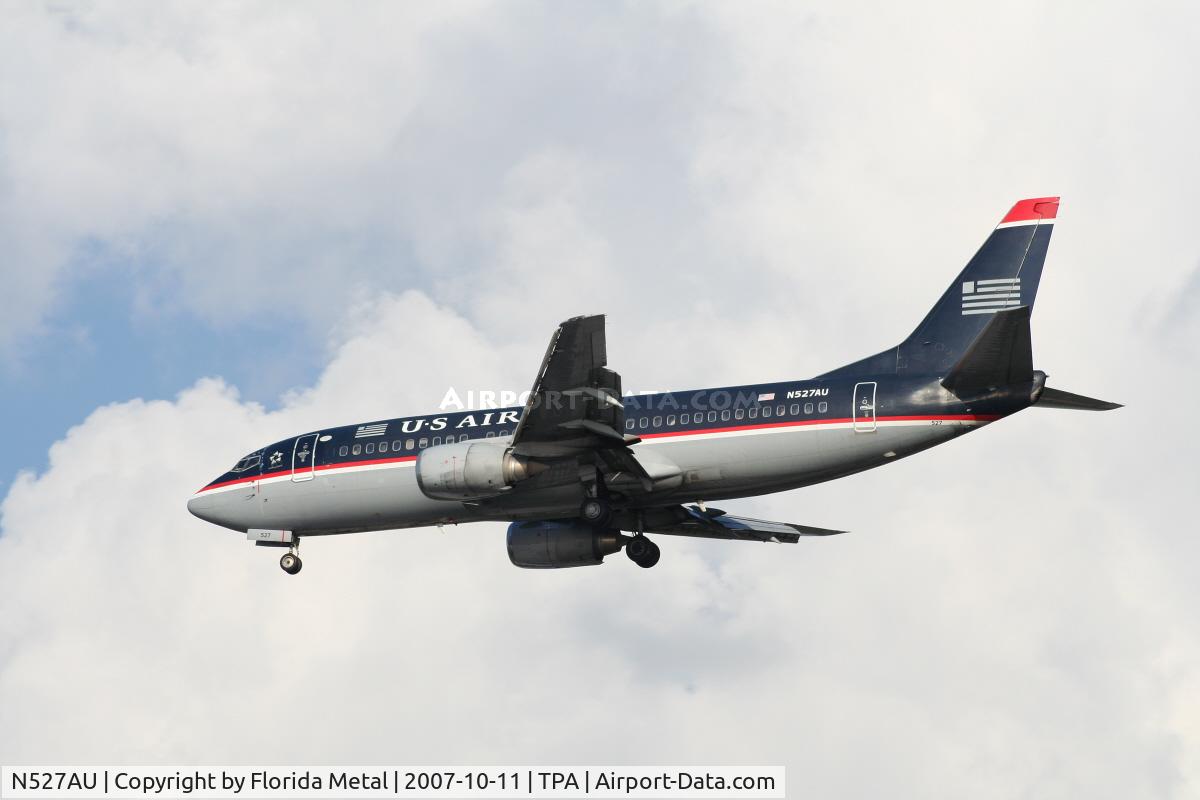 N527AU, 1988 Boeing 737-3B7 C/N 23862, US