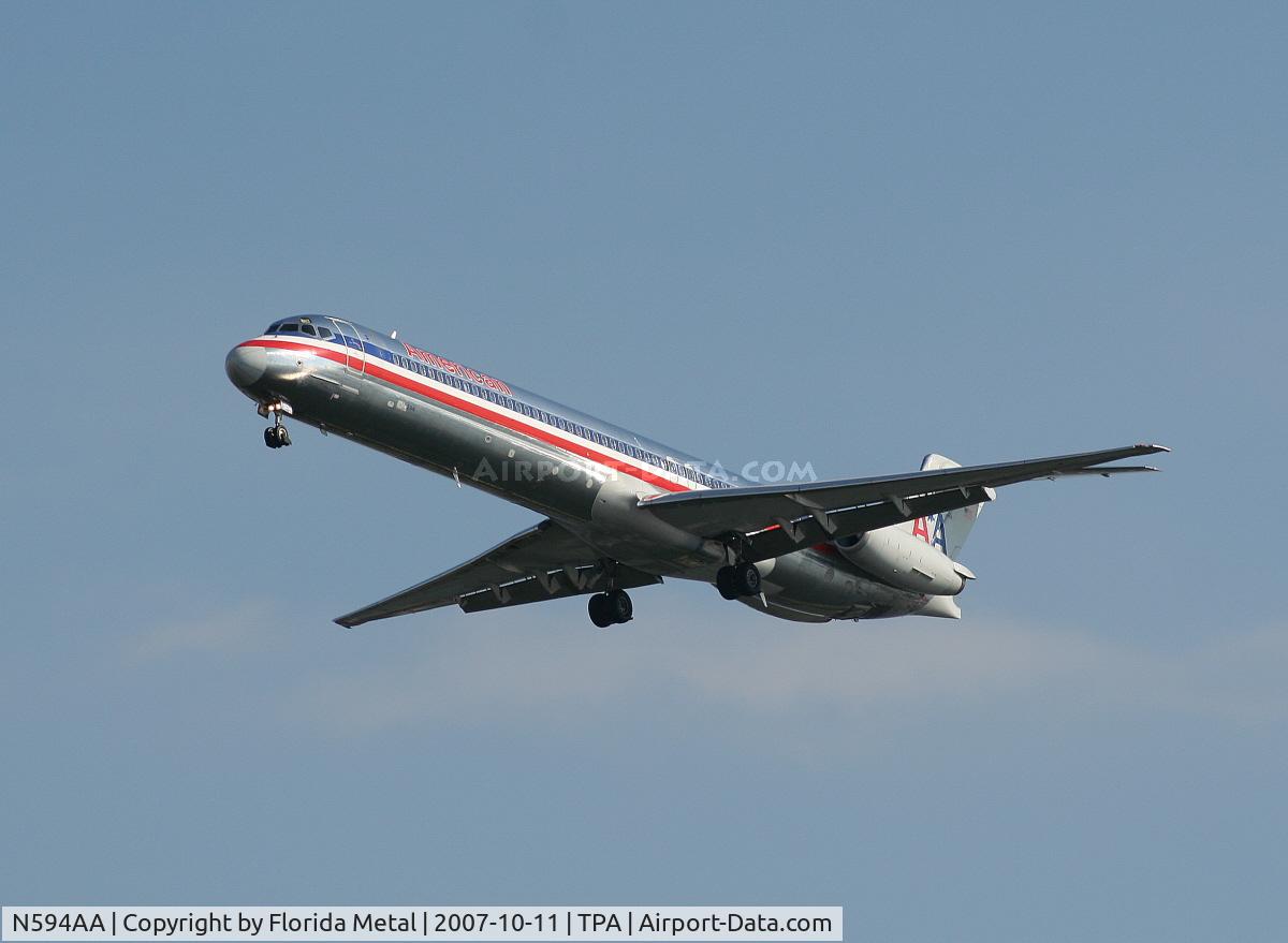 N594AA, 1992 McDonnell Douglas MD-83 (DC-9-83) C/N 53284, American