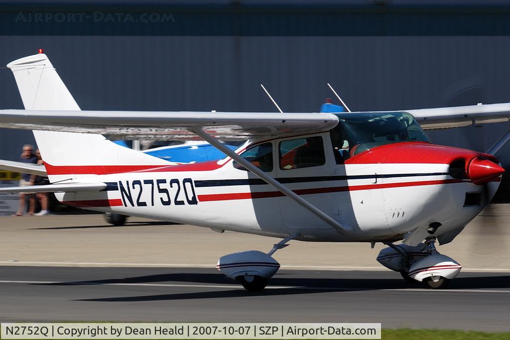 N2752Q, 1967 Cessna 182K Skylane C/N 18257952, 1967 Cessna 182K N2752Q on takeoff roll on RWY 4 during strong Santa Ana winds.