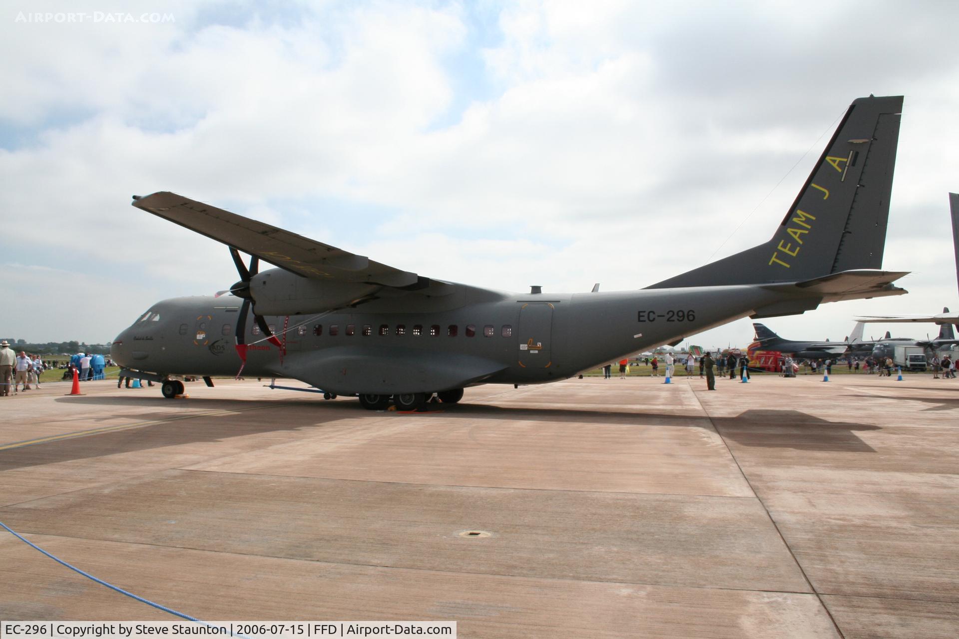 EC-296, 1998 CASA C-295W C/N S-001, Royal International Air Tattoo 2006