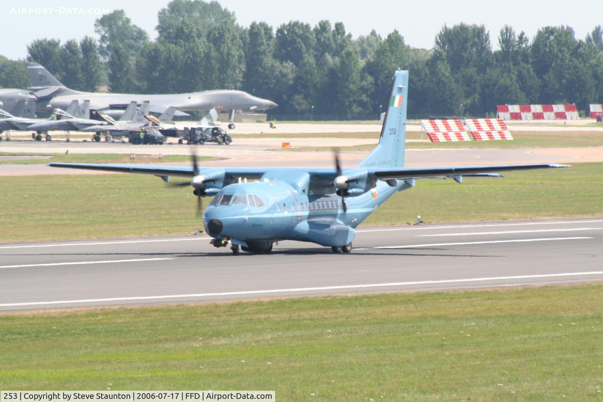 253, Airtech CN-235-100M C/N C094, Royal International Air Tattoo 2006