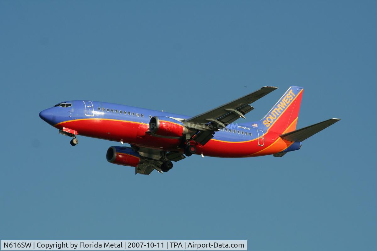 N616SW, 1995 Boeing 737-3H4 C/N 27699, Southwest