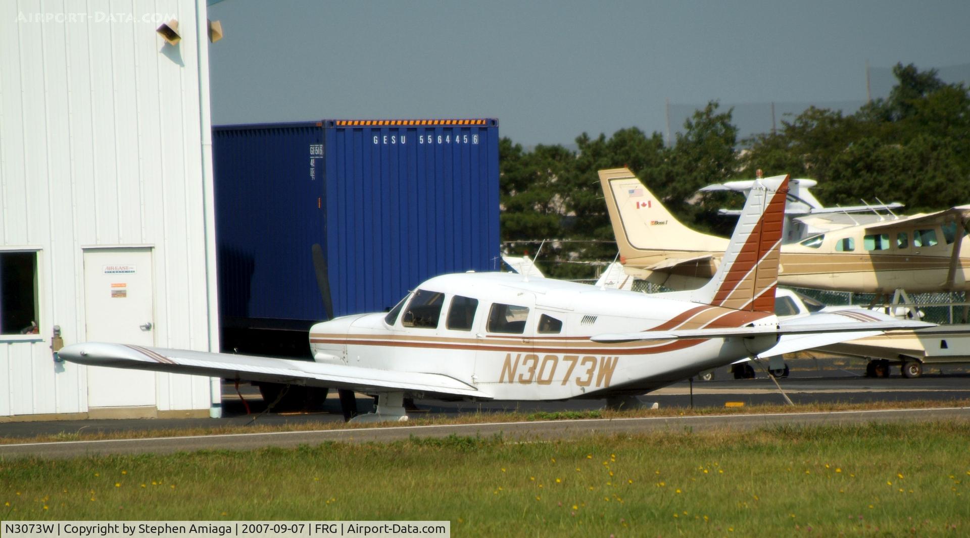 N3073W, 1979 Piper PA-32-300 Cherokee Six C/N 32-7940081, C-Six on the ramp