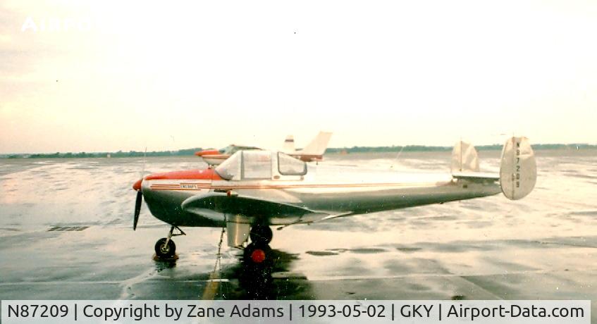 N87209, 1946 Erco 415C Ercoupe C/N 382, On the ramp at Arlington Muni