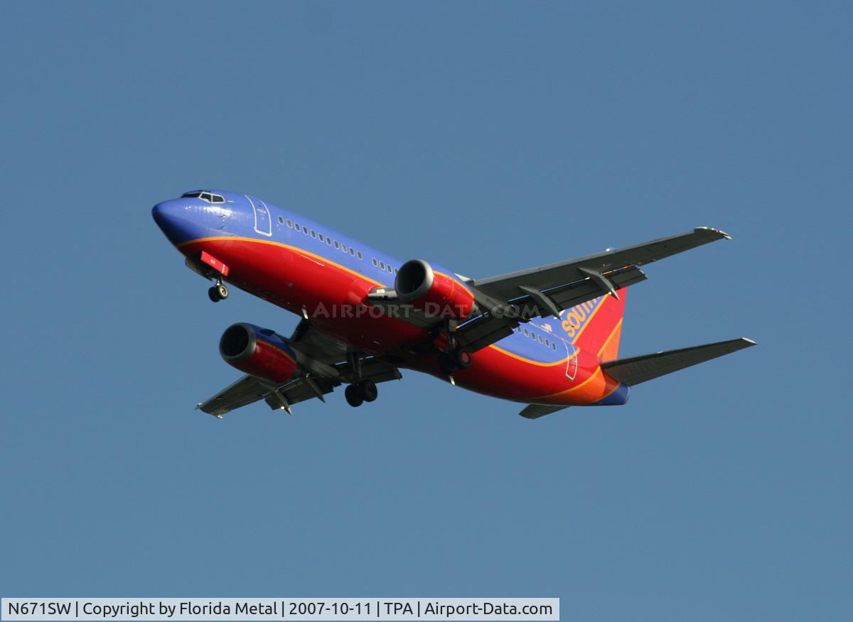 N671SW, 1988 Boeing 737-3G7 C/N 23785, Southwest