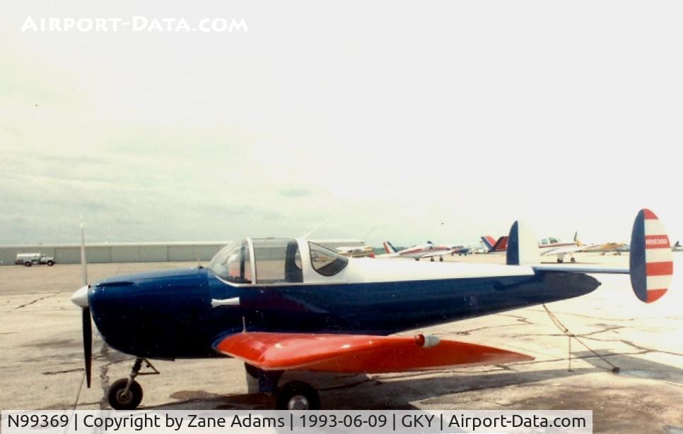 N99369, 1946 Engineering & Research 415-C C/N 1992, On the ramp at Arlington Muni