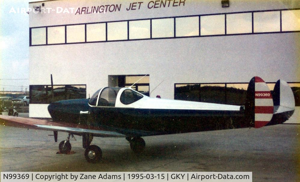 N99369, 1946 Engineering & Research 415-C C/N 1992, On the ramp at Arlington Muni