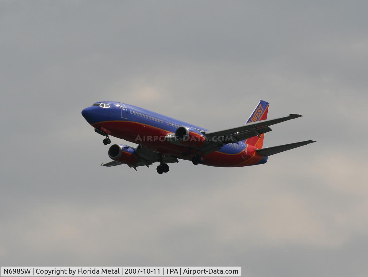 N698SW, 1986 Boeing 737-317 C/N 23176, Southwest