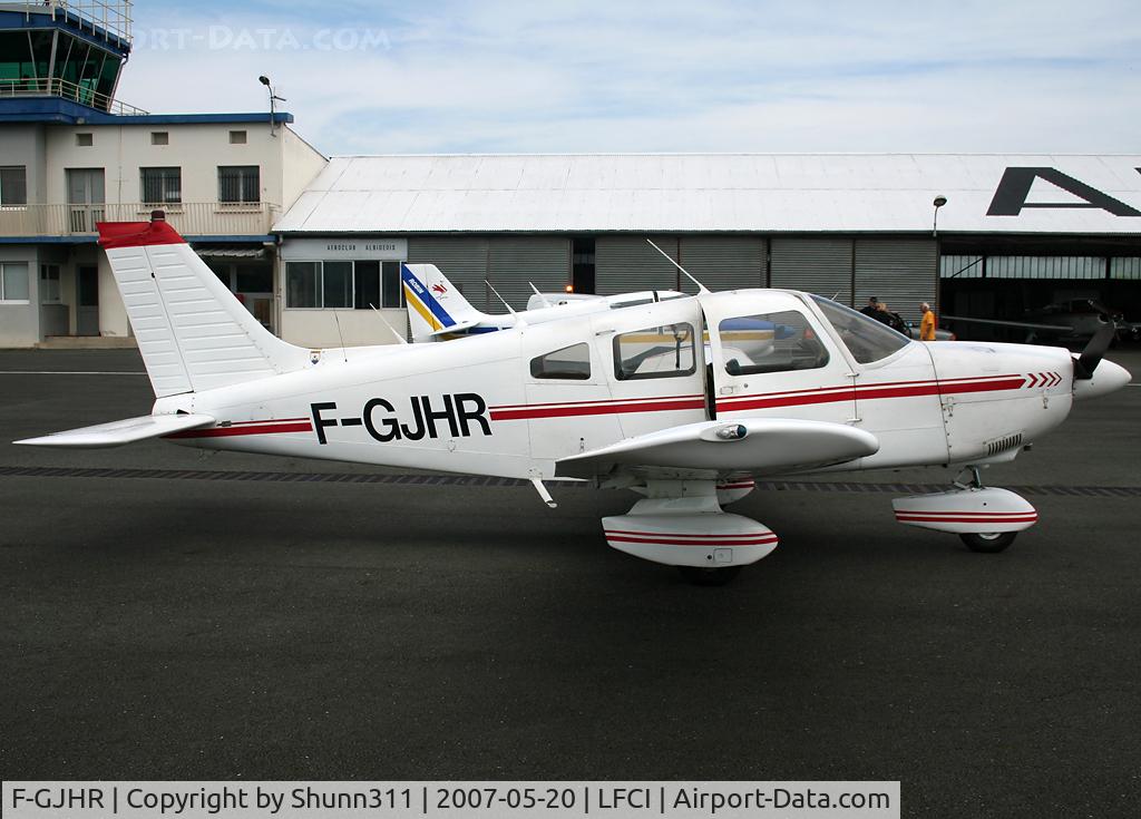 F-GJHR, Piper PA-28-181 Archer C/N 28-8090071, Exhibited during Open Day