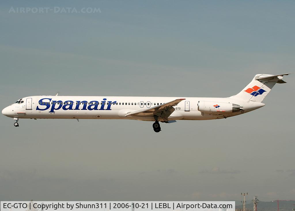 EC-GTO, 1988 McDonnell Douglas MD-82 (DC-9-82) C/N 49570, Landing rwy 25L