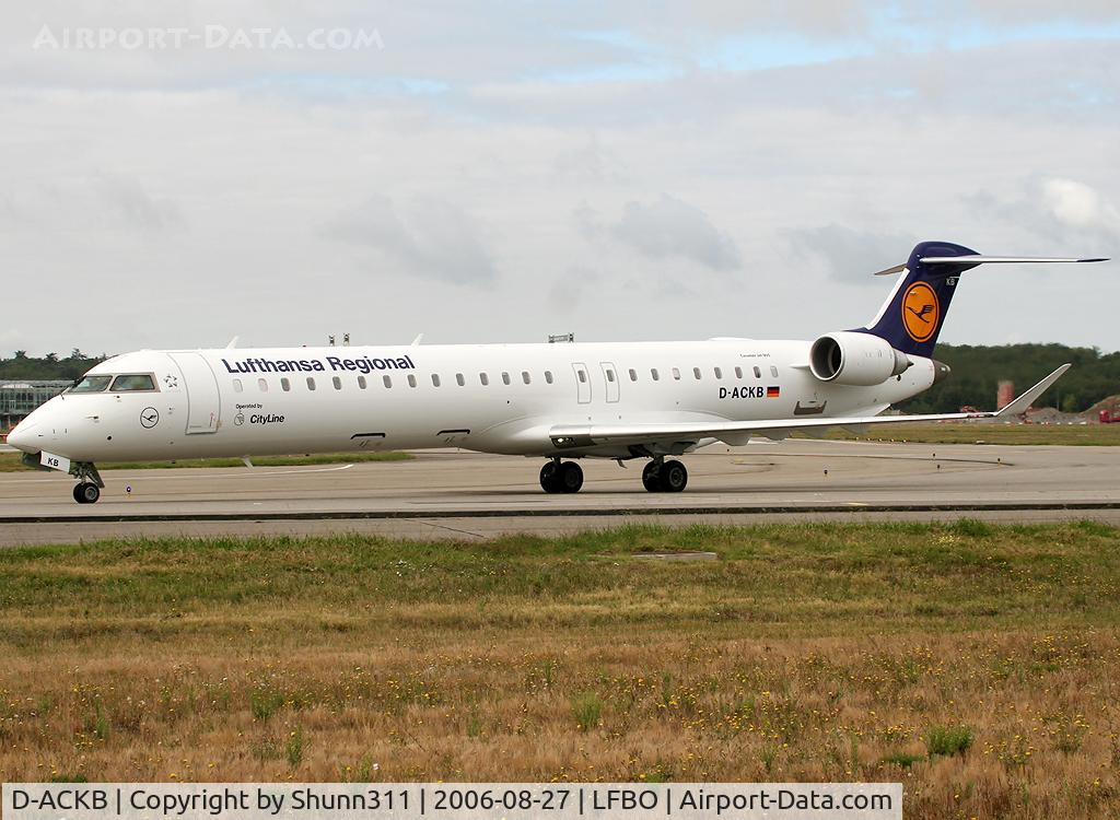 D-ACKB, 2006 Bombardier CRJ-900LR (CL-600-2D24) C/N 15073, Taxiing to the terminal