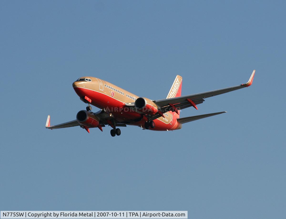 N775SW, 2000 Boeing 737-7H4 C/N 30590, Southwest
