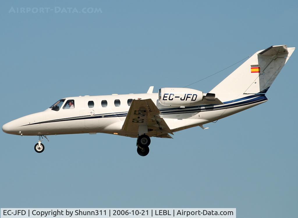 EC-JFD, 2001 Cessna 525 CitationJet CJ1 C/N 525-0448, Landing rwy 25L