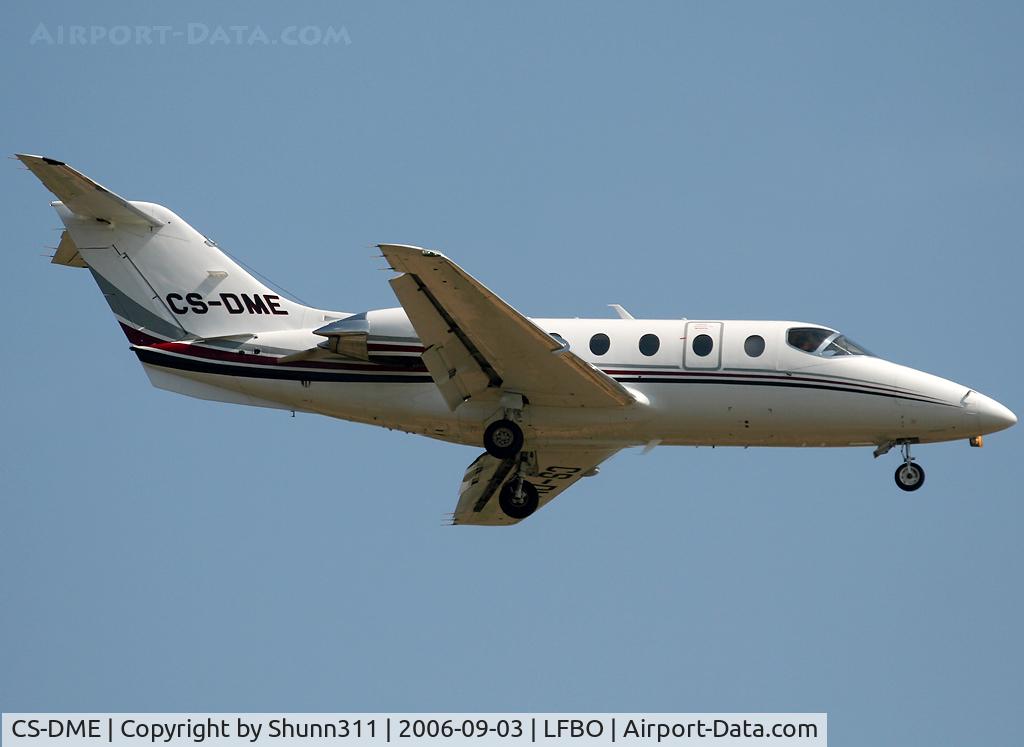 CS-DME, 2005 Hawker Beechcraft 400A Beechjet Beechjet C/N RK-408, Landing rwy 14R
