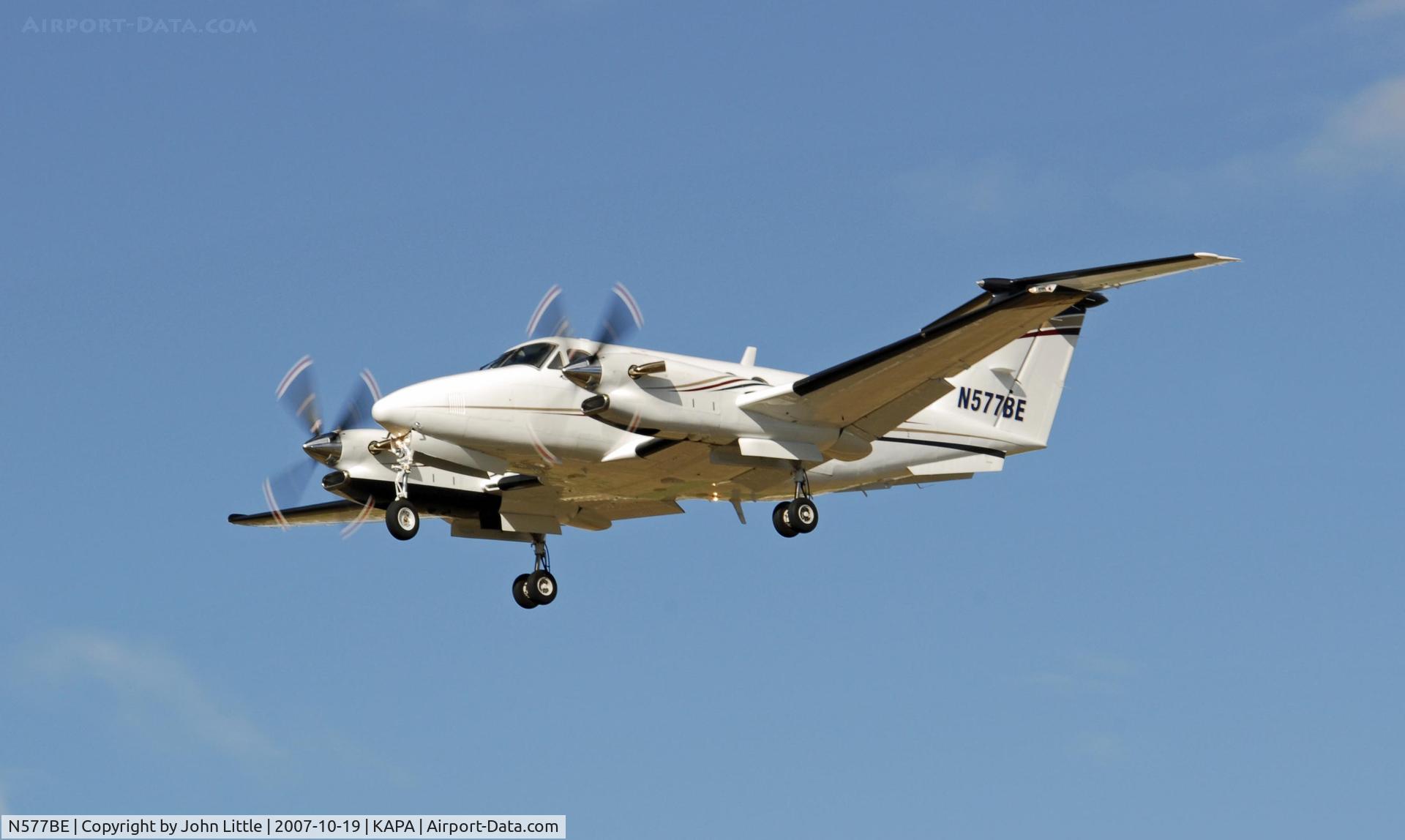 N577BE, 1985 Beech 300 Super King Air C/N FA-66, Over the Fence to 17L