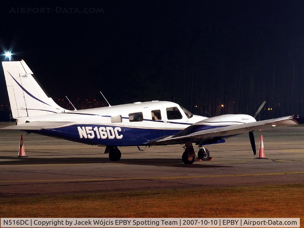 N516DC, 2002 Piper PA-34-220T C/N 3449274, Night spottin at 10.10.07