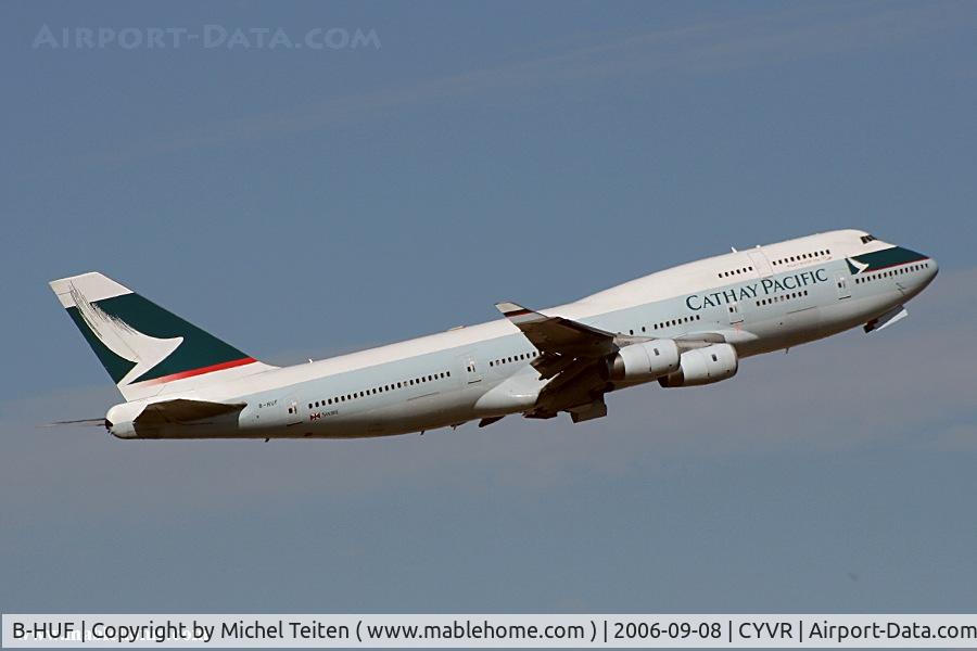 B-HUF, 1993 Boeing 747-467 C/N 25869, Cathay Pacific taking off from YVR