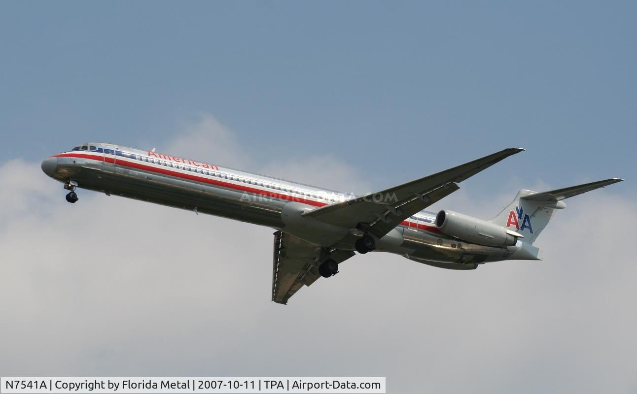 N7541A, 1990 McDonnell Douglas MD-82 (DC-9-82) C/N 49995, American