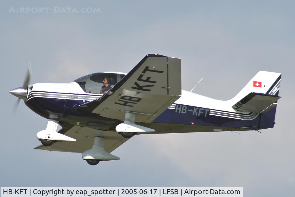 HB-KFT, 2001 Robin DR-400-500 President C/N 32, departing for a local flight