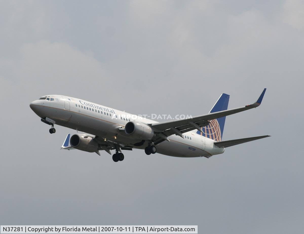 N37281, 2003 Boeing 737-824 C/N 31599, Continental