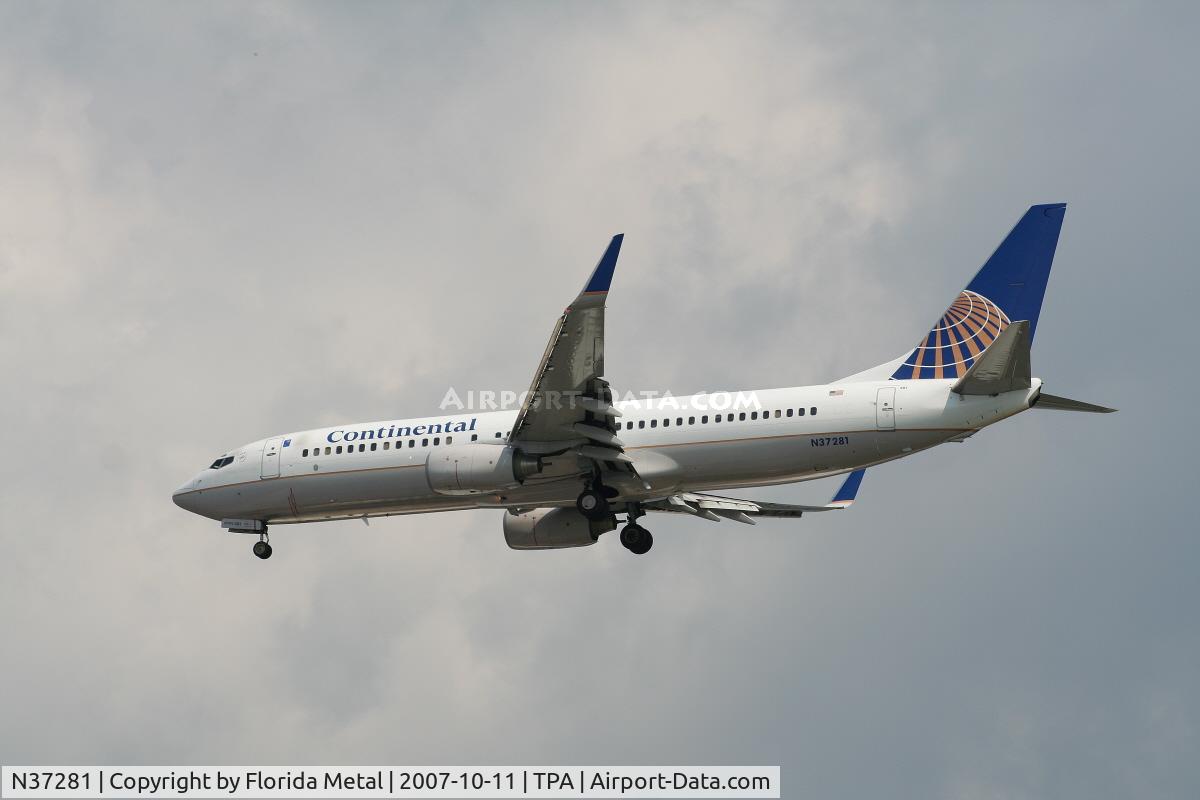 N37281, 2003 Boeing 737-824 C/N 31599, Continental