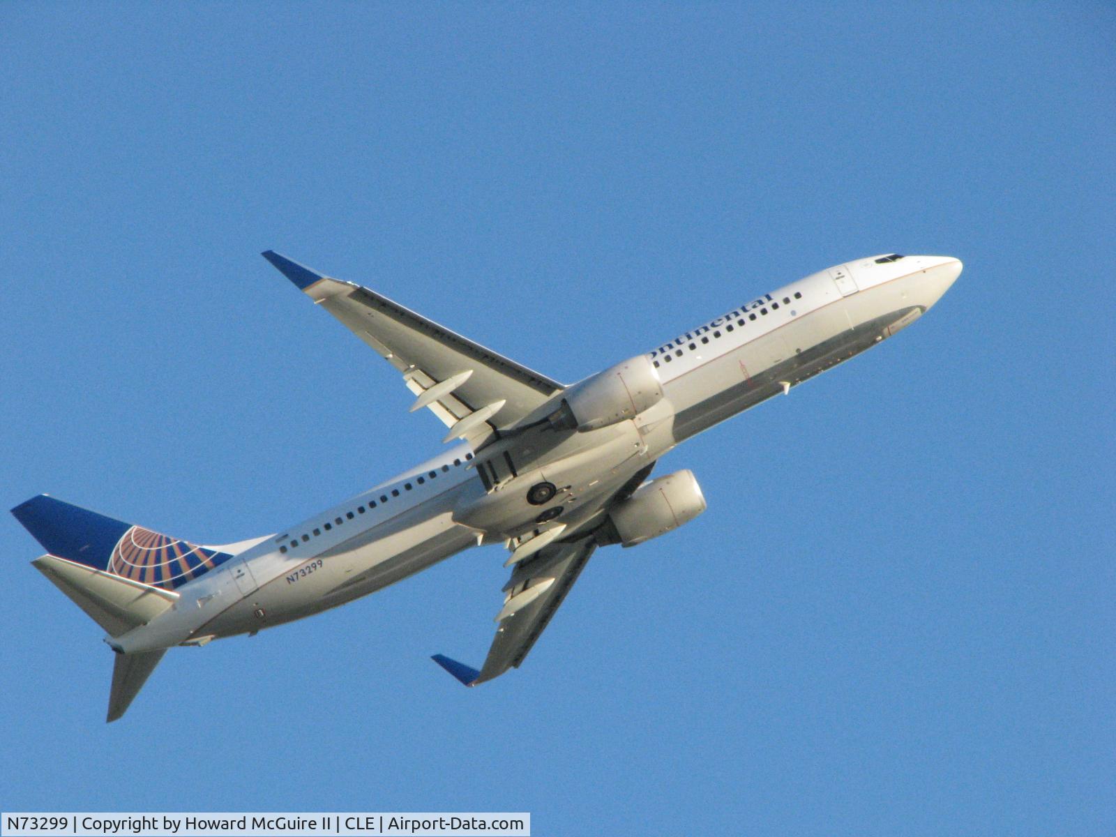N73299, 2005 Boeing 737-824 C/N 34005, After takeoff