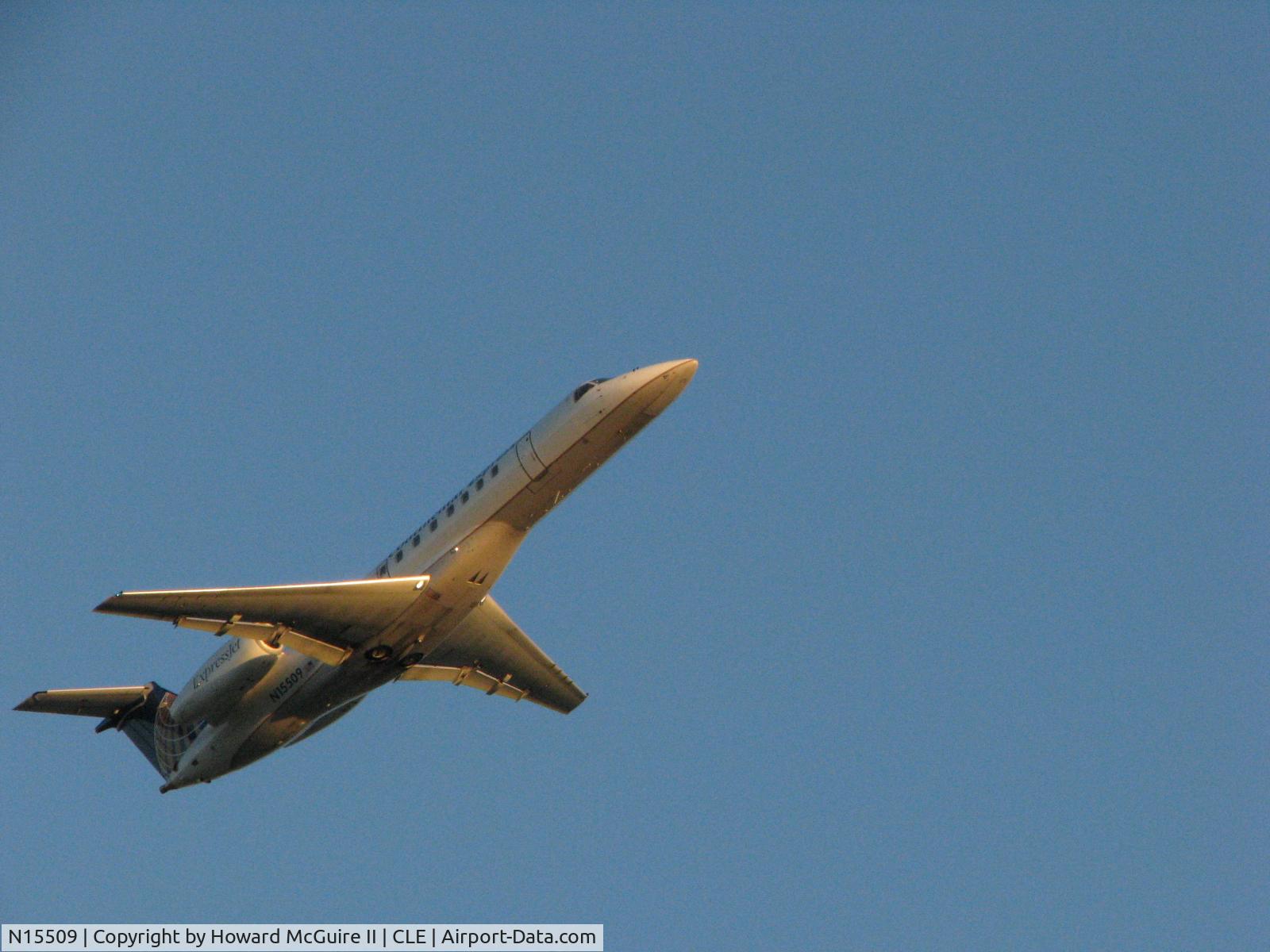 N15509, 2000 Embraer ERJ-135ER (EMB-135ER) C/N 145238, Cleveland Hopkins Airport