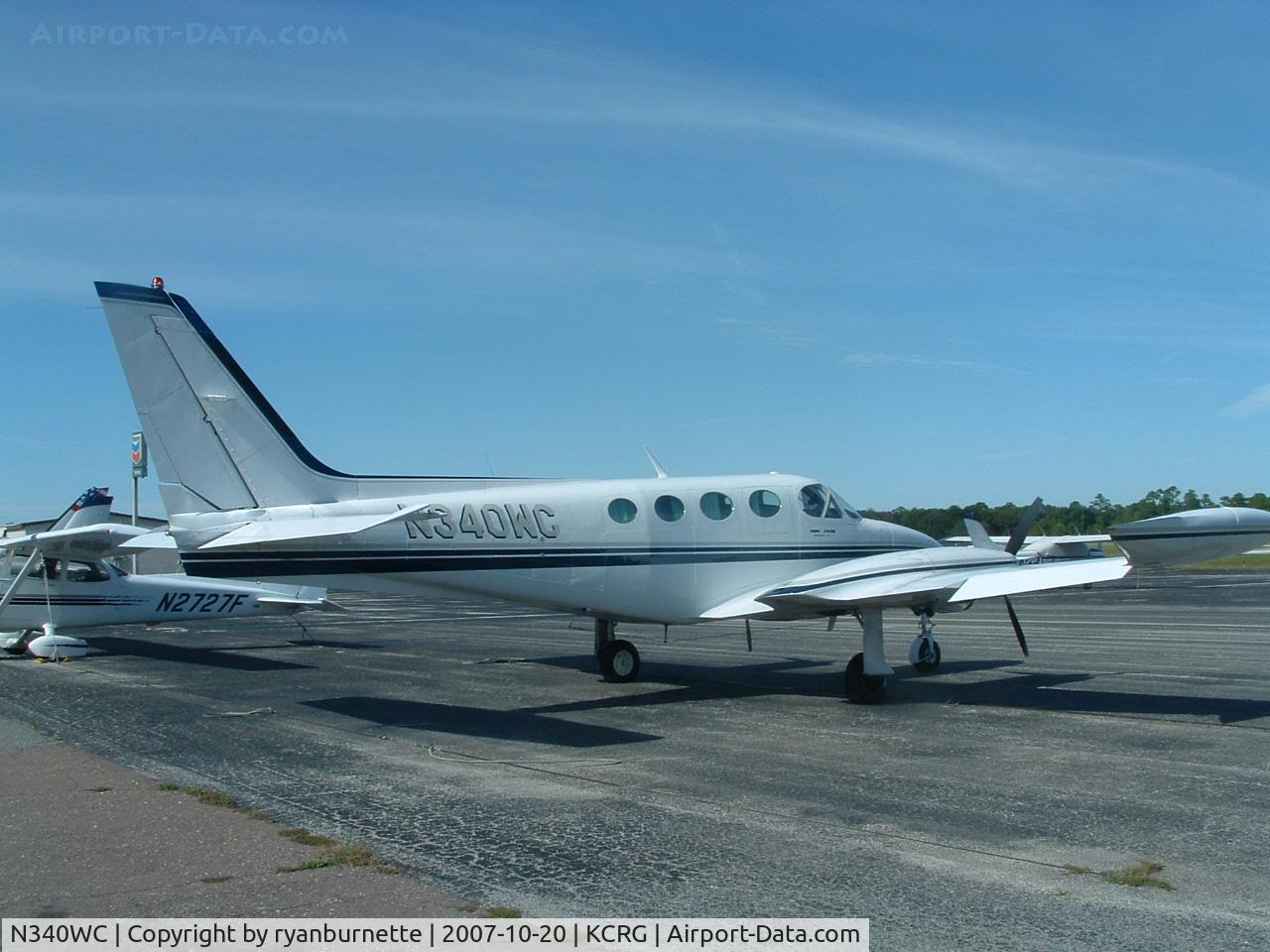 N340WC, 1982 Cessna 340A C/N 340A1524, Nice Cessna twin at KCRG.