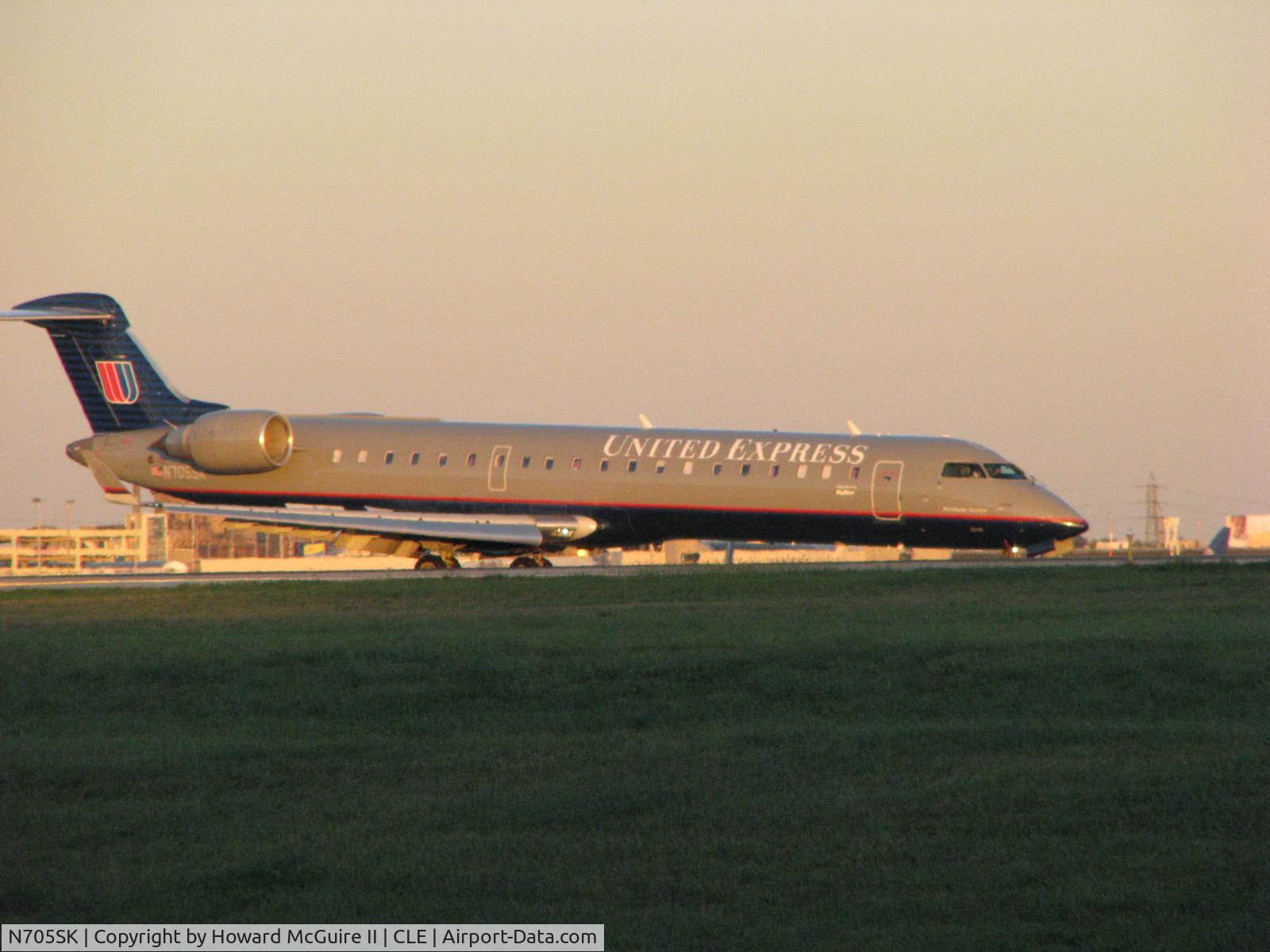 N705SK, 2004 Bombardier CRJ-701 (CL-600-2C10) Regional Jet C/N 10145, Cleveland Hopkins Airport