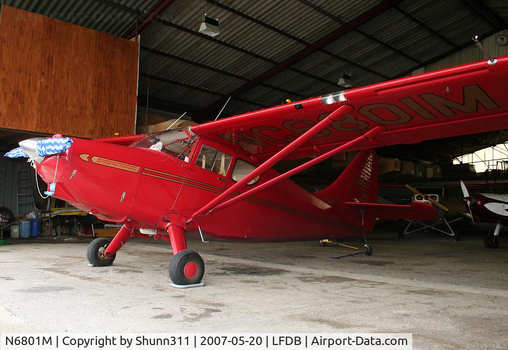 N6801M, 1949 Stinson 108-3 Voyager C/N 108-4801, Very old Stinson 108 hangared in the Airclub this day... Owned by a german user