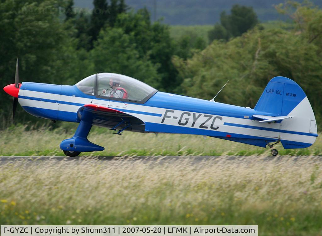 F-GYZC, Mudry CAP-10B C/N 310, Take off rwy 28