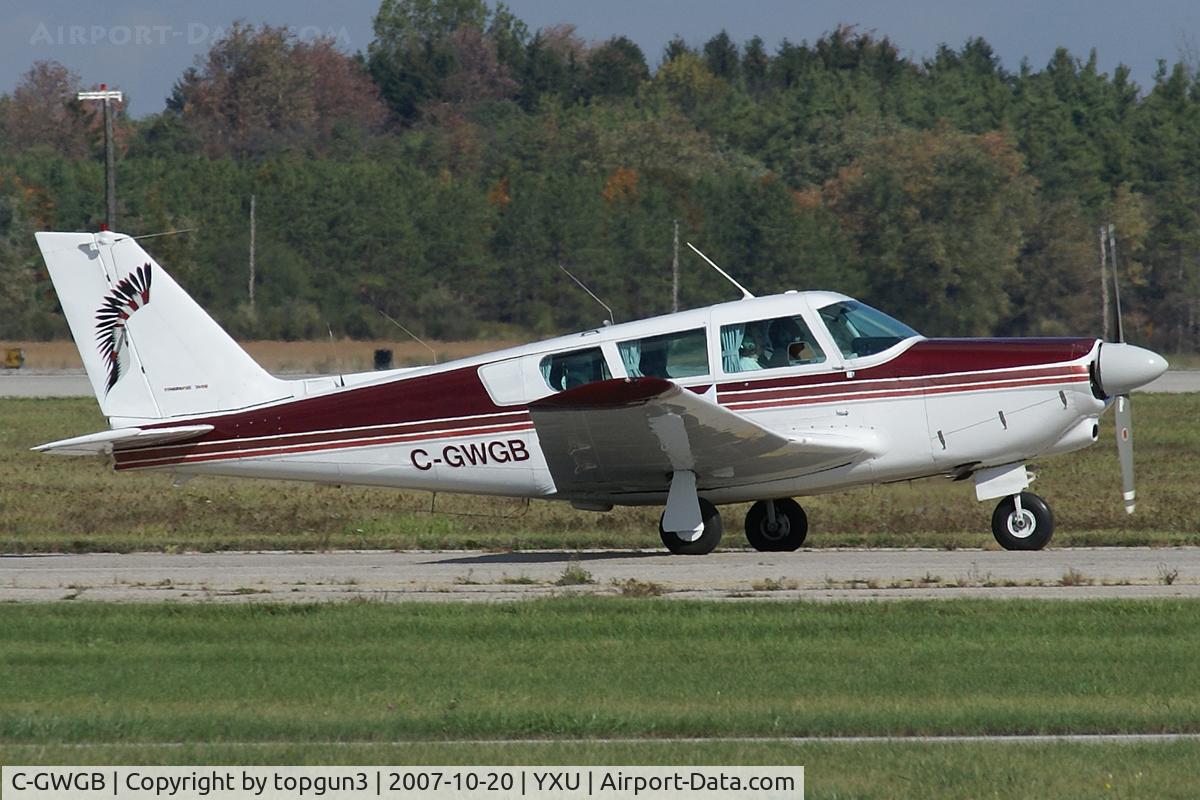 C-GWGB, 1966 Piper PA-24-260 Comanche B C/N 24-4545, Taxiing on Golf for departure.