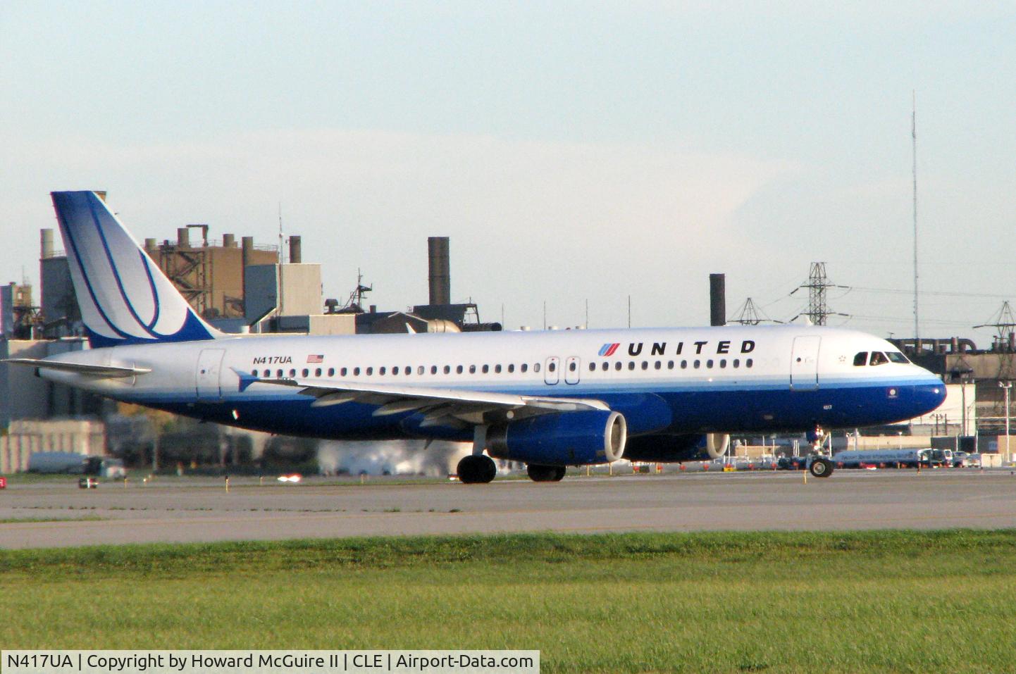 N417UA, 1994 Airbus A320-232 C/N 483, Cleveland Hopkins Airport
