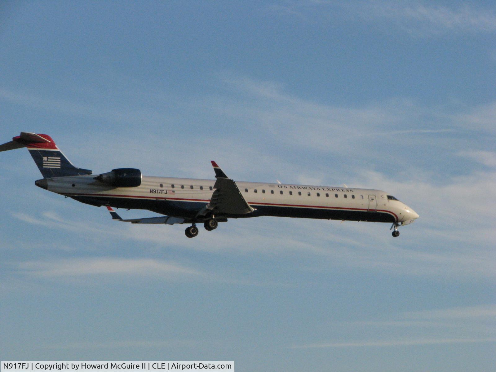 N917FJ, 2004 Bombardier CRJ-900ER (CL-600-2D24) C/N 15017, Cleveland Hopkins Airport