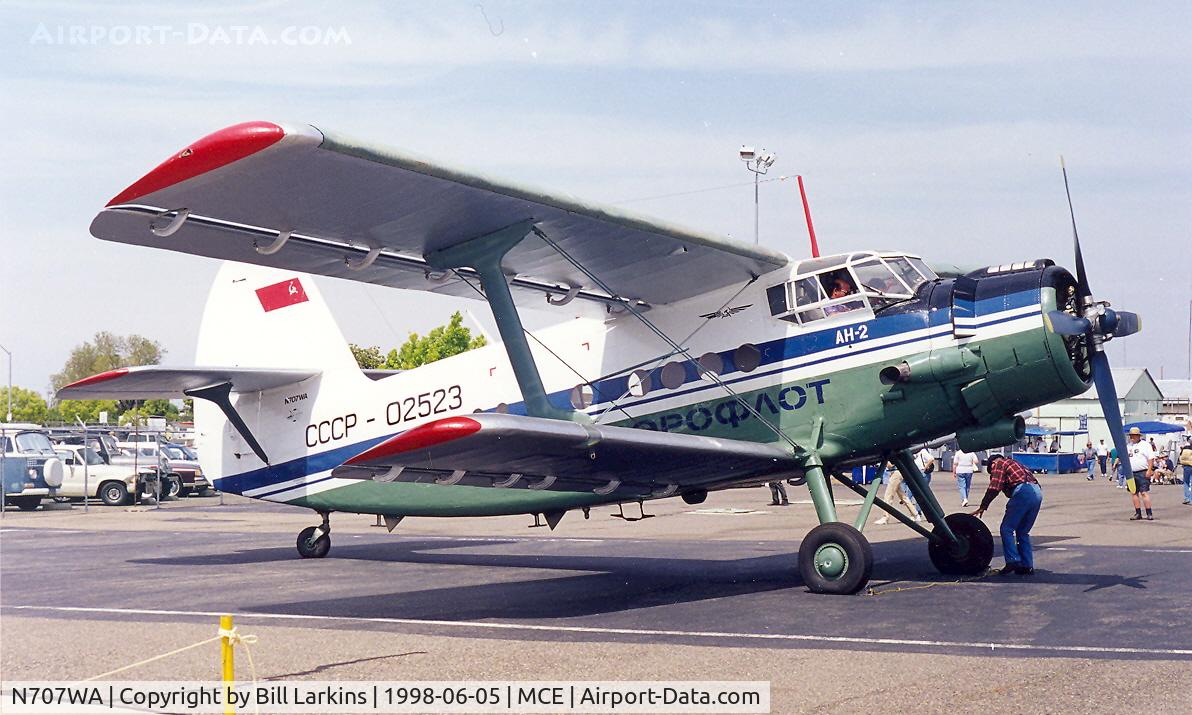N707WA, 1968 Antonov AN-2 C/N 1G11728, In full Russian markings, small N Number under the fin.