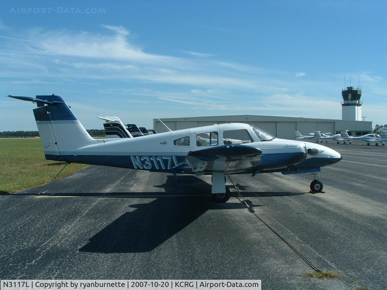 N3117L, 2005 Piper PA-44-180 Seminole C/N 4496202, Trainer twin based at Craig.